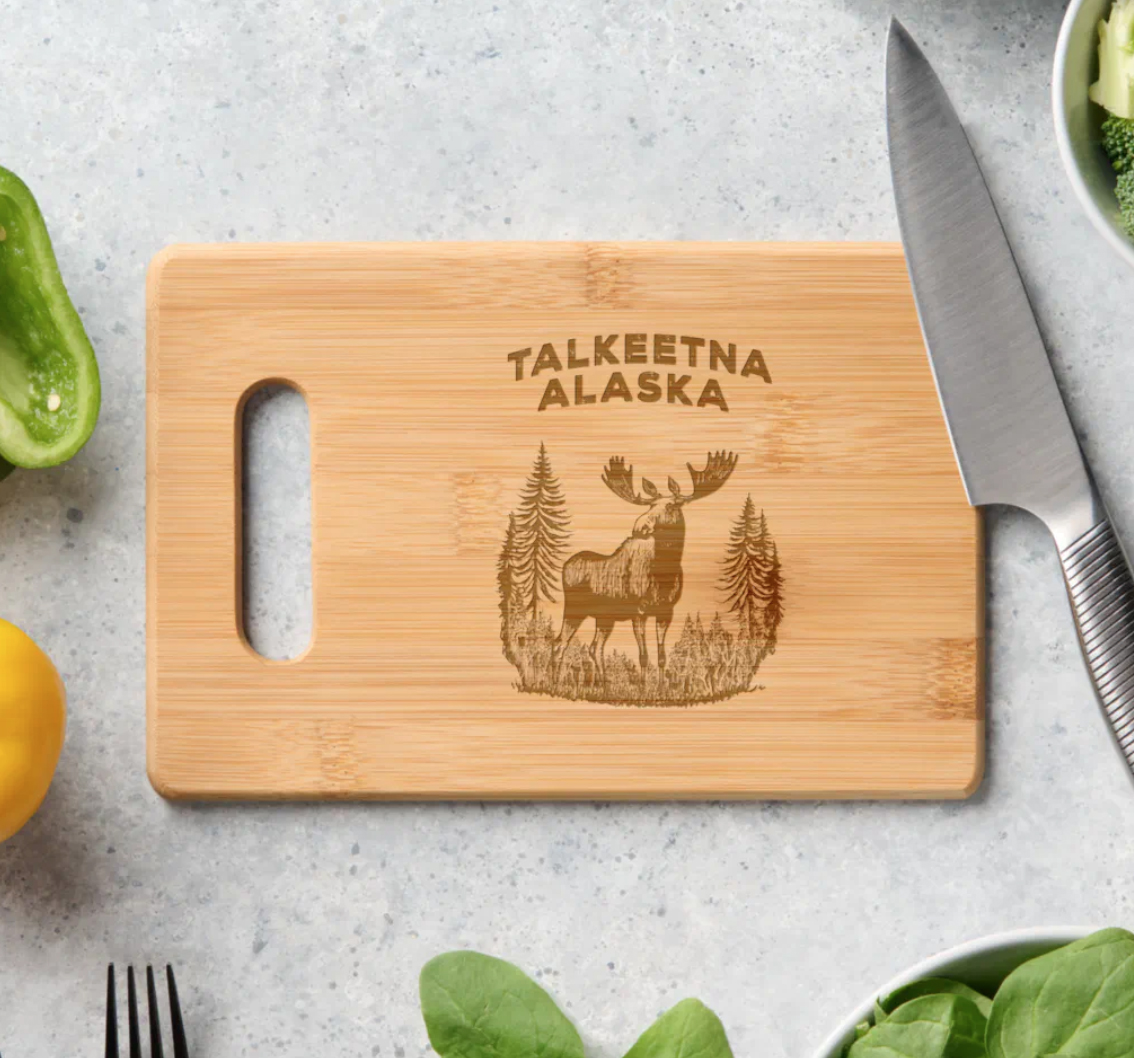 talkeetna alaska moose engraved cutting board